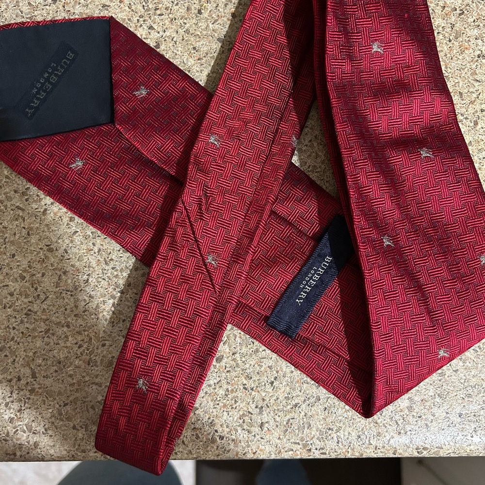 Burberry London Red/Gold Silk Tie